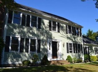2 Magnusson Ct, East Sandwich, MA 02537