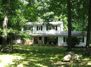 24 Rodman Pl, Spring Valley, NY 10977