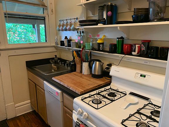 2nd image of 1202-1210 Harrison Ave #1206
