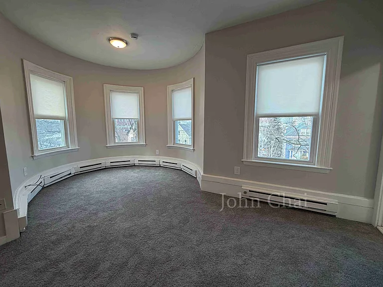 592 Cambridge St #33 — Photo 1