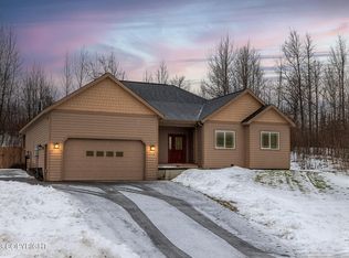 650 N Sandbar Cir, Palmer, AK 99645