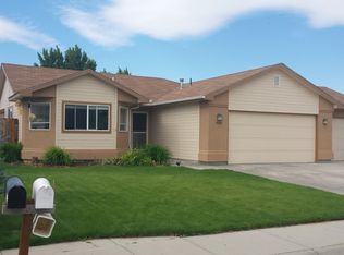 3301 Parkview Way, Nampa, ID 83687