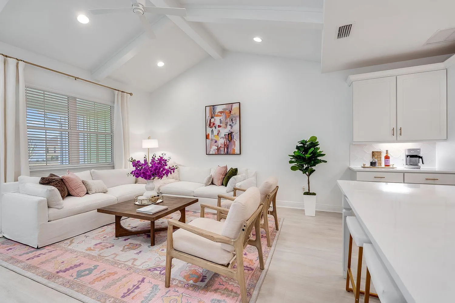 2 bed, 1308 sqft, $3,100 — Photo 4