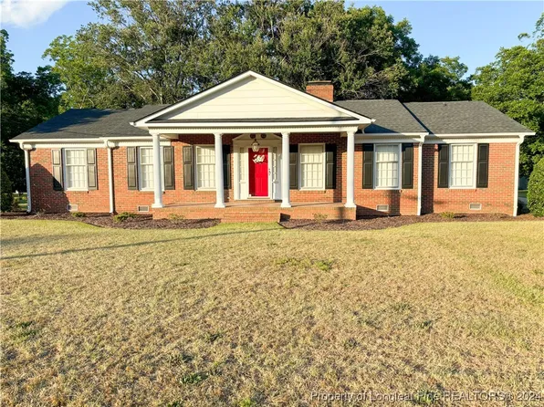 1209 Cedar Creek Rd, Fayetteville, NC 28312