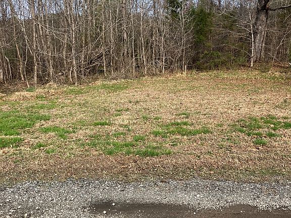 5th image of 488 Overlook Rd