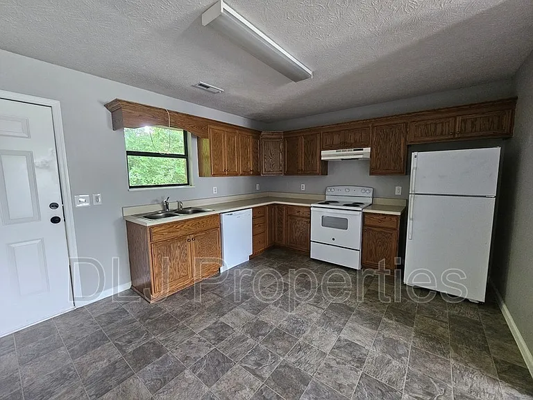 2149 McCleary Rd #4 — Photo 2