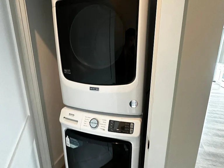 259 Water St #403 — Photo 8