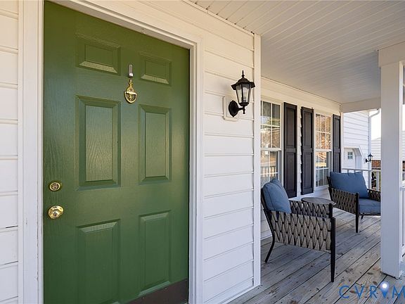 3rd image of 10901 Brunson Way