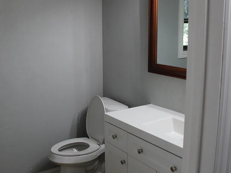 6075 Anahuac Ave — Photo 10