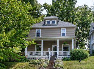 782 University Ave, Dubuque, IA 52001