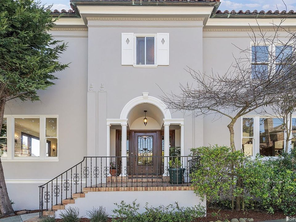 1st image of 1001 Ulloa St
