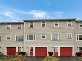 110 Park Ave W APT E8, Lowell, MA 01852