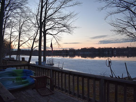4th image of 1250 Wolf Lake Dr