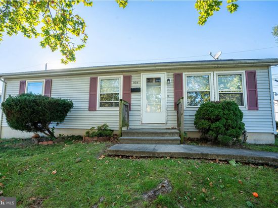 104 N Elijah St, Martinsburg, WV 25401