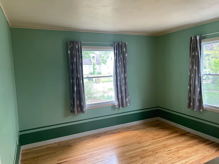 2818 Myrtle St — Photo 10
