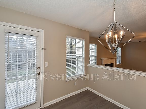 3rd image of 4464 Glider Cir