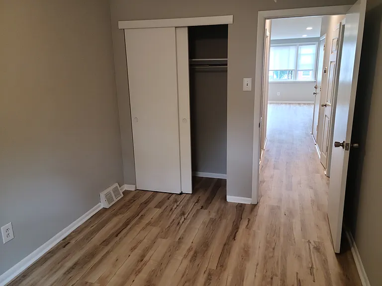 230 Erica St #1 — Photo 5