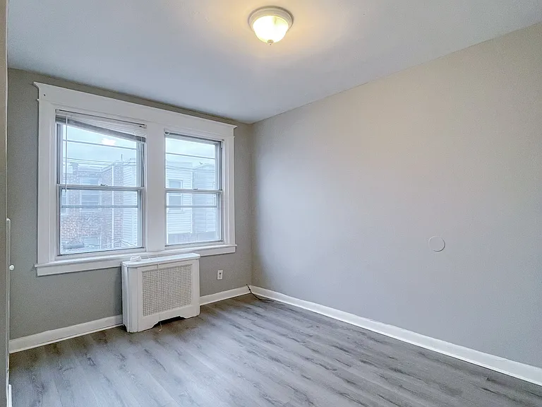 4717 Vista St — Photo 12