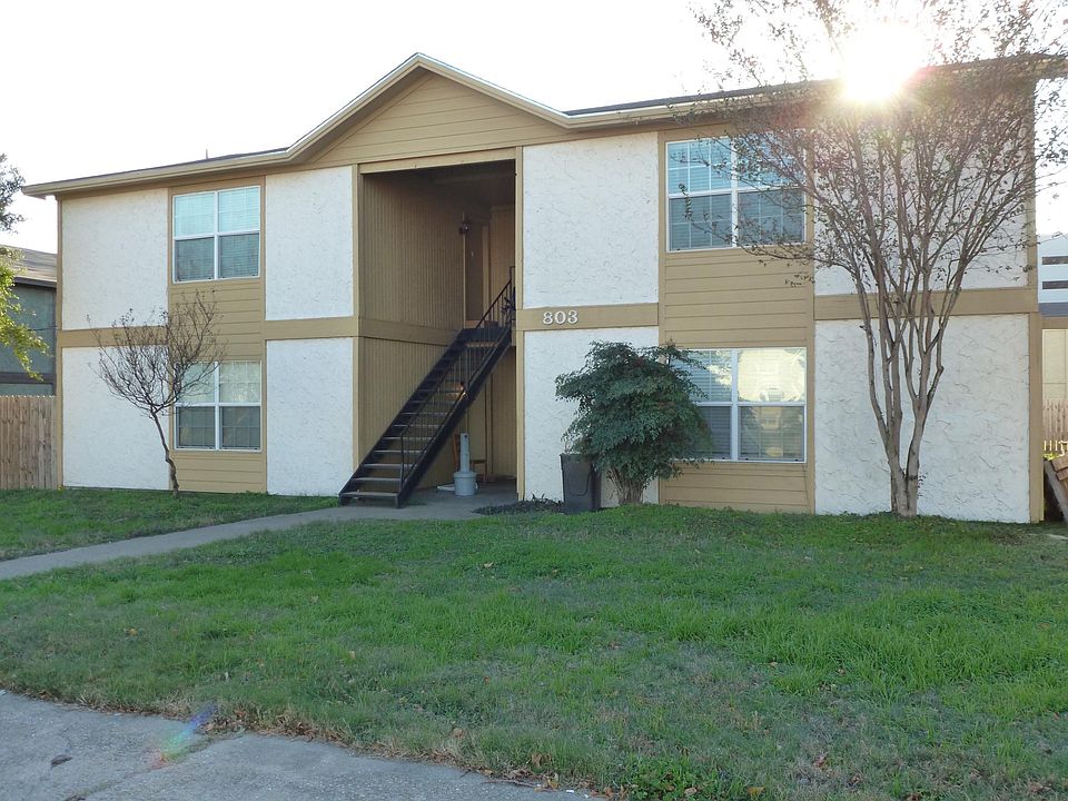 1st image of 803 Oran Cir APT C