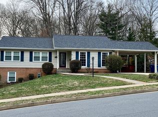 4612 Quarter Charge Dr, Annandale, VA 22003