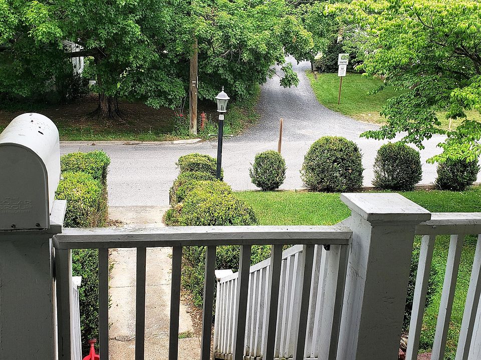 Houston119 119 Houston St Lexington VA Zillow