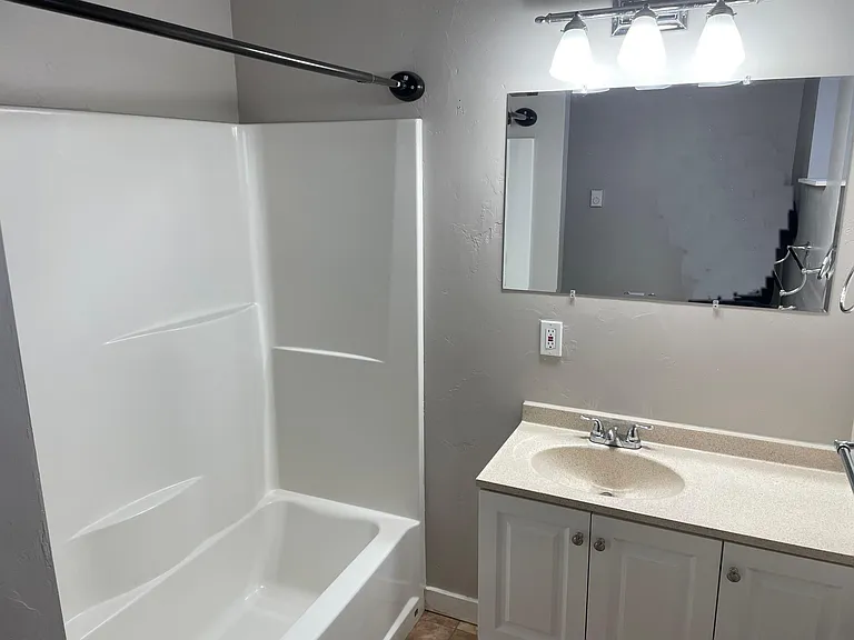 42402 Montana Ave — Photo 6