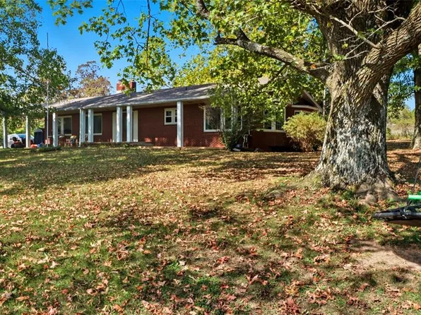 9221 Highway N #M, Mountain Grove, MO 65711
