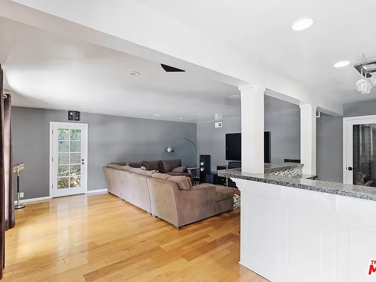 503 N Greencraig Rd — Photo 31
