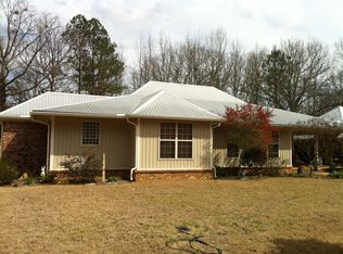 168 Northfield Dr, Saltillo, MS 38866
