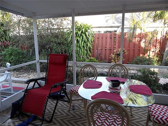5th image of 15141 Cloverdale Dr