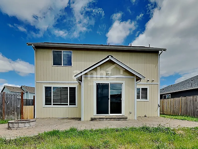 16627 Greenleaf Ave SE — Photo 21