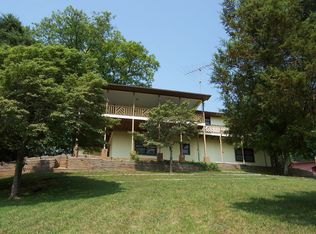 1811 Crawford Rd, Franklin, NC 28734