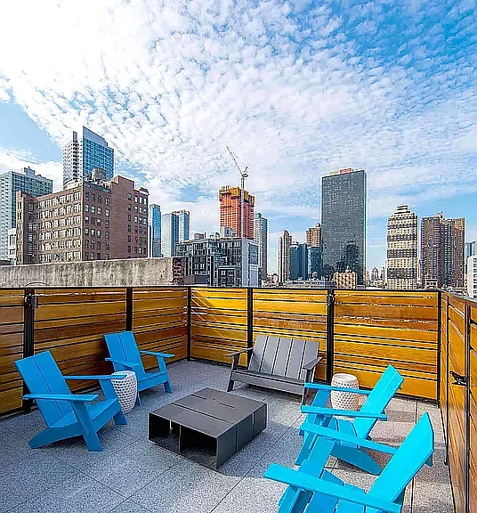 222 E 12th St #4B — Photo 8