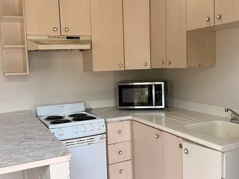 505 Foresteria Dr #3 — Photo 8