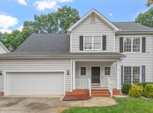 8912 Erinsbrook Dr, Raleigh, NC 27617