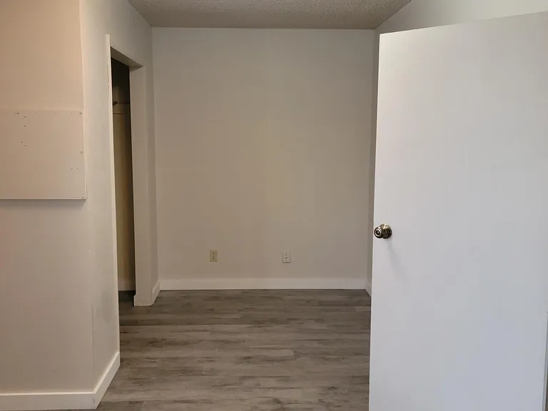 538 E C Ave — Photo 11