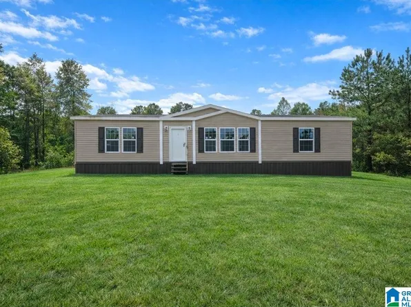 722 Walker Cir, Nauvoo, AL 35578