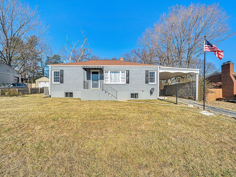 1st image of 3633 Martinell Ave