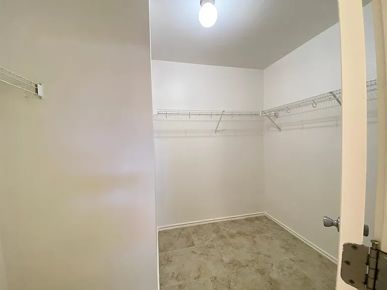 316 Indian Meadow Dr — Photo 15