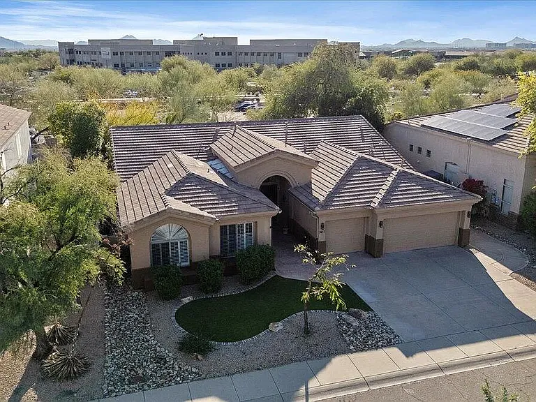 7477 E Phantom Way — Photo 3