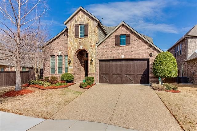 1st image of 2818 Hollowbrook Ln