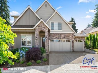 9890 SW Iowa Dr, Tualatin, OR 97062