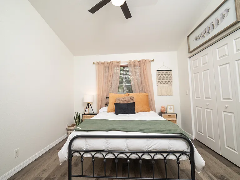10061 Lone Cypress St — Photo 16