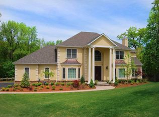 48 Eileen Dr, Cedar Grove, NJ 07009