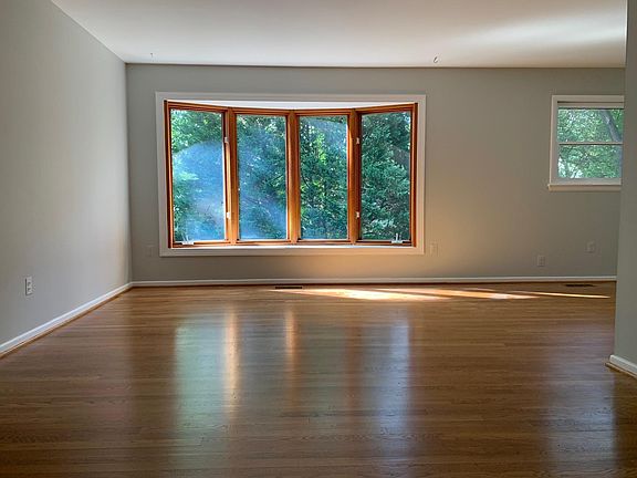 2nd image of 8220 Bucknell Dr