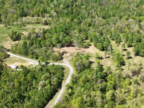 2679 Carl Newby Rd, Falls Of Rough, KY 40119