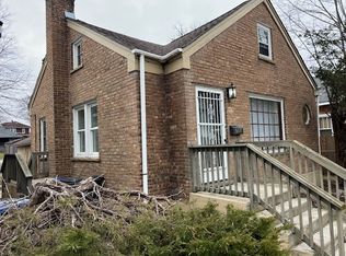 850 S Martin Luther King Jr Ave, Waukegan, IL
