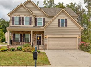 3742 Gleaming Dr, North Chesterfield, VA 23237