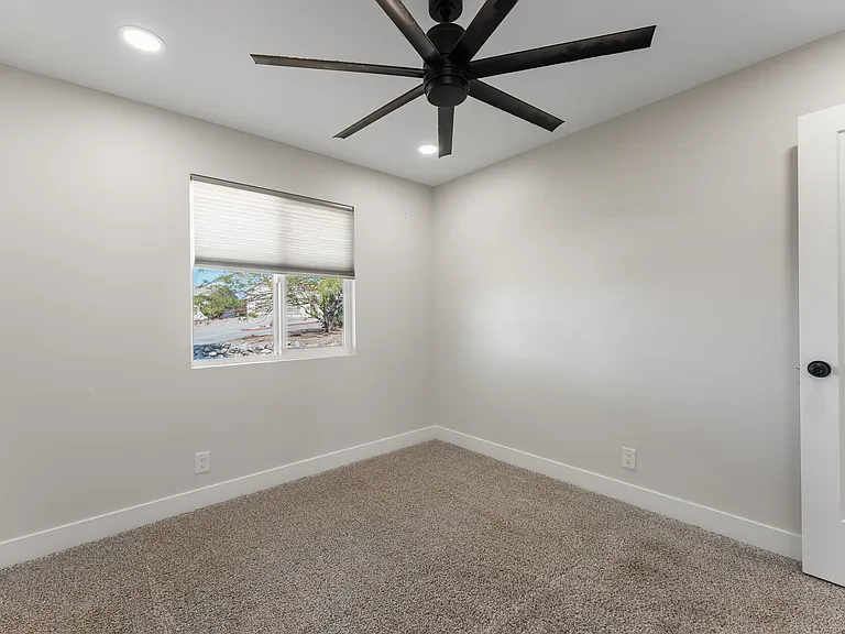 2150 Lake Havasu Plz — Photo 49