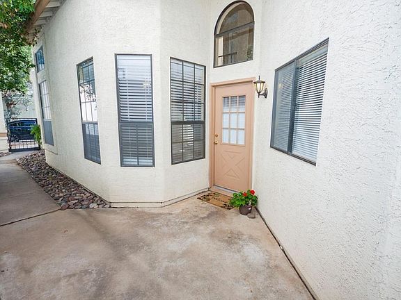 4th image of 8731 N Auriga Way